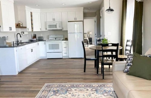 Hurricane Apartamento | Lazy B Bungalow of Zion East+West