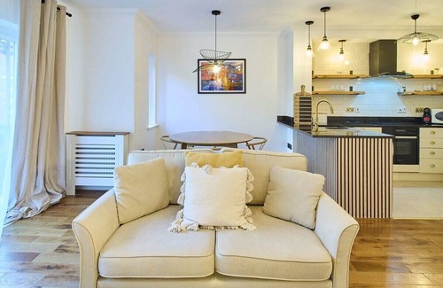 Canterbury Apartamento | Host & Stay | Bellflower Mews