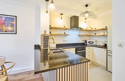 Canterbury Apartamento | Host & Stay | Bellflower Mews