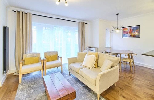 Canterbury Apartamento | Host & Stay | Bellflower Mews