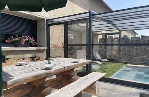 Couzon Cabaña | Gite Couzon, 3 bedrooms, 6 persons