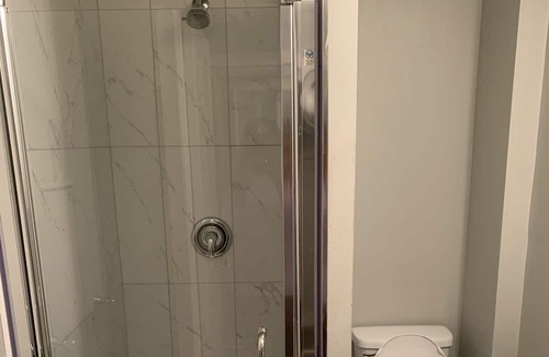 Barrie Apartamento | Clean studio apartment. Home away from home