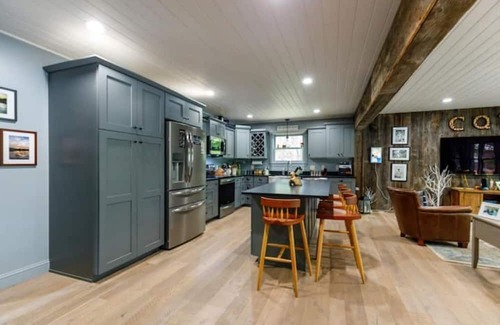 Dryden Cabaña | Camp Quality Time on Wilson Lake 3-bedroom, hot tub