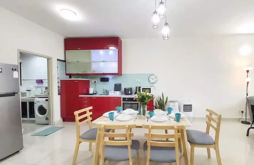 Puchong Apartamento | Luxury Apt O Near Sunway w/AtariGames @SetiaWalkn