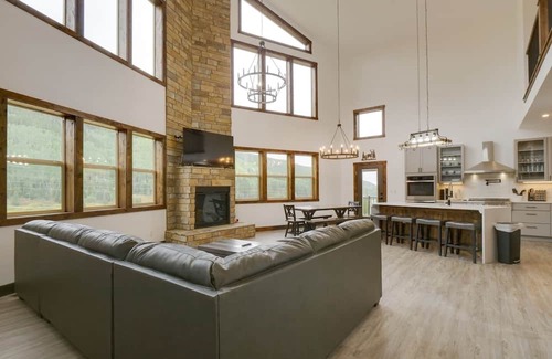 Blue River Casa | Amazing views Twin peaks South Duplex