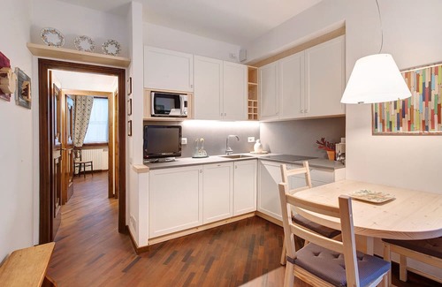 Bormio Apartamento | Apartment "Bormio 4" with Mountain View & Balcony