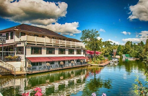 Magog Casa | The Lady of the Water - Access to the lake