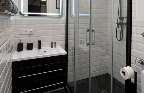 Suedstadt Apartamento | Charmantes Studio Maschsee und Messe Nähe