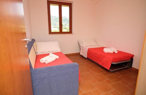 Torrenova Apartamento | Apartment "Costa Tirrena 0" with Sea View & Shared Pool