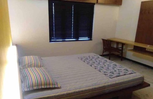 Besant Nagar Apartamento | Besant Nagar, Fully Furnished Accommodates 6 adults-Wireless Internet ready