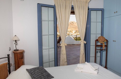 Leros Casa | Blue Heaven. Enjoy Sun and Magnificent View in a Peaceful Garden.
