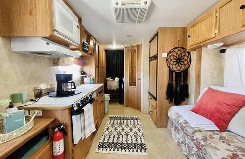 Pinon Hills Casa | Glamping Experience - Private Hot Tub
