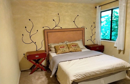 Somerset Casa | Bellevue Somerset Luxury House 5b/3.5b + Super View, but Still very Affordable!