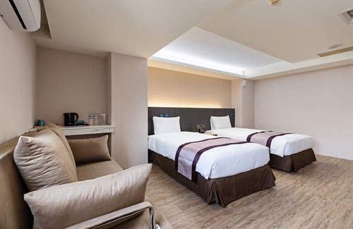Central District Hotel | Mercury HOTEL