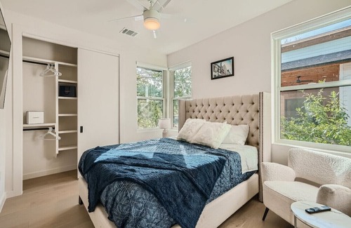 South Manchaca Casa | Custom New Build Central Austin Home Mins to DT
