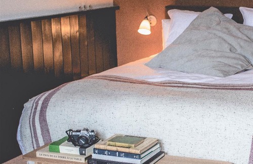 Bonnelles Hotel | Le Barn