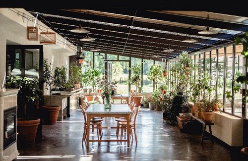 Bonnelles Hotel | Le Barn