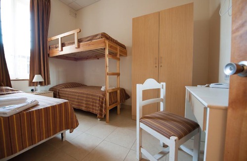 St. Andrew's Cabaña | Sprachcaffe International - Hostel