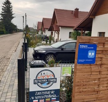 Tykocin Hotel | Przystanek Tykocin - apartamenty gościnne