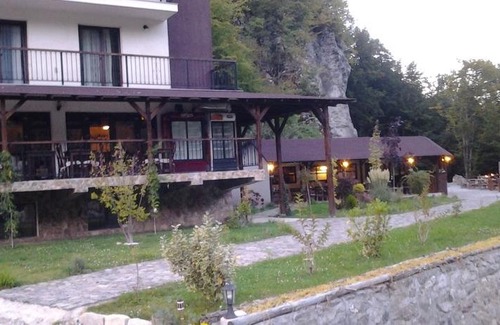 Bulz Casa | Pensiunea Apuseni Wild