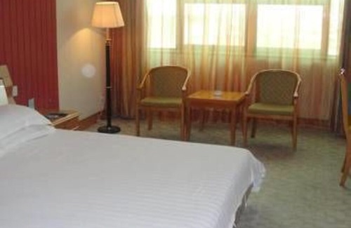 Huzhou Hotel | Zijin HuaJiYaShe Hotel (Changxing Dongyufang Jiuhuicheng)