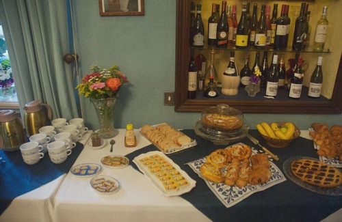La Rochefoucauld Cama Y Desayuno | Le Clos des Cèdres b&b