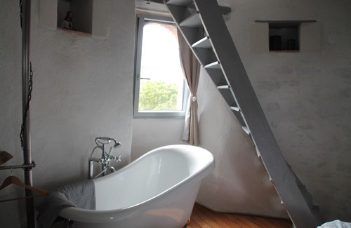 Ingrandes-Le Fresne sur Loire Casa | Unusual stay in a mill on the Loire