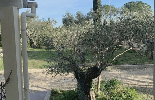 Vergeze Apartamento | LITTLE CORNER OF PARADISE