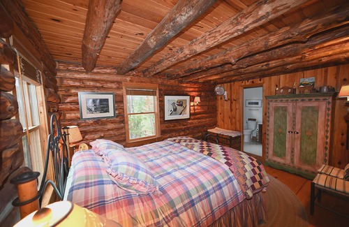 Eagle Rock Cabina | River's Bend Cabin Offers Solitude and Play on the Upper James River