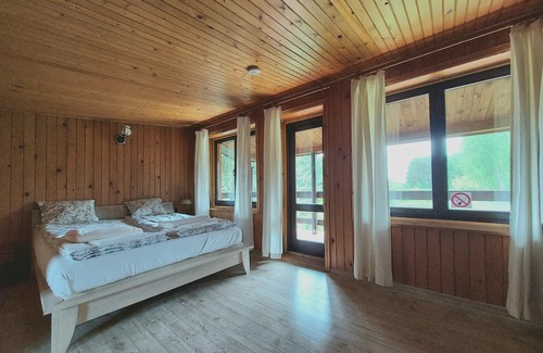 gmina Wysmierzyce Casa | Charming House with a huge garden for your exclusive use. Pets friendly.