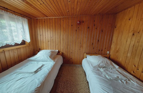 gmina Wysmierzyce Casa | Charming House with a huge garden for your exclusive use. Pets friendly.
