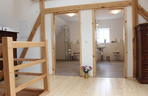 Crostwitz Apartamento | Cozy accommodation in the Vierseithof in an idyllic, rural location