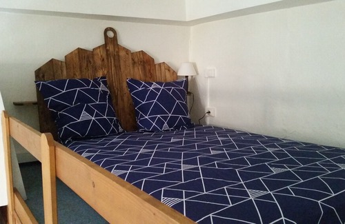 Saint-Marcellin Apartamento | Lovely studio with mezzanine in the heart of Saint Marcellin