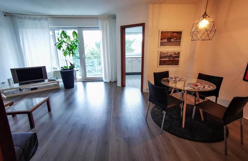 Hofheim am Taunus Apartamento | Top location, design apartment, newly renovated - central location in the Rhein Main area