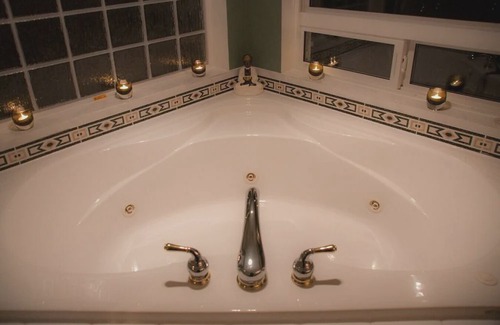 Regional District of Nanaimo Apartamento | Oceanview Guest Suite with Large 2 Person Soaker Tub