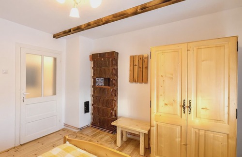 Horea Cabina | Rustic & cozy 5 bedroom Cabin - in the heart of Apuseni Mountains