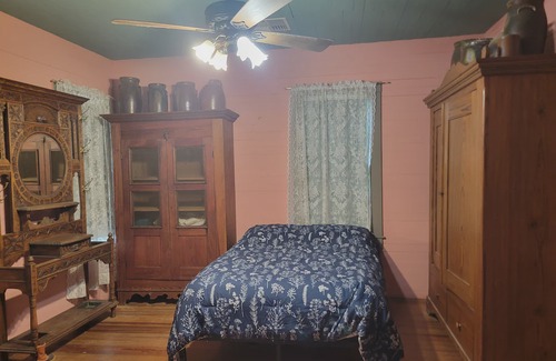 New Ulm Casa | Entire home in Austin County