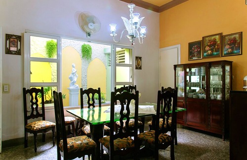 Santa Clara Casa | Hostal Yakelyn