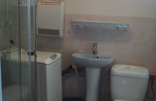 Annonay Apartamento | Self-catering cottage in Ardeche Verte, 5km from Peaugres