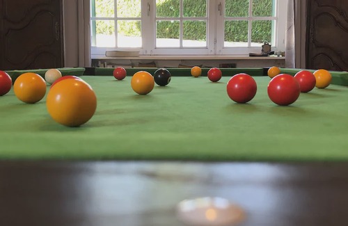 Belmont-Luthezieu Casa | CHARMING HOUSE WITH SUPERB SWIMMING POOL NEAR THE GRAND COLOMBIER.