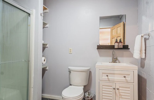 Summersville Apartamento | Sunset Suite at Lake Sometimes!