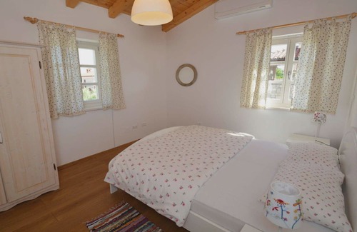 Buici Casa | Holiday home with pool for 5 persons near Poreč