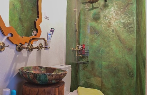 Sirnea Casa | Refurbished barn looking over the mountains - 20 min away from Dracula's Castle