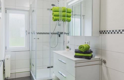 Sulzfeld Casa | Modern furnished apartment in the green heart of Lower Franconia