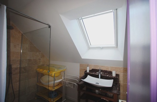 Mareuil-en-Brie Casa | COTTAGE IN THE COUNTRY AT A CROSS-ROADS OF CHAMPAGNE