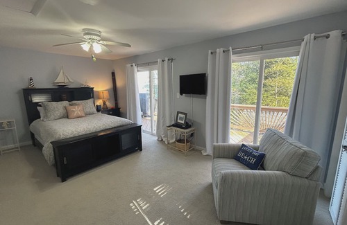 Montross Casa | It’s All about the VIEW ! Best waterfront views in the Northern Neck !