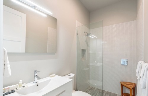 Bodden Town Villa | Evolution: Luxe Single-level Villa w/Private Pool, Jacuzzi, Dock