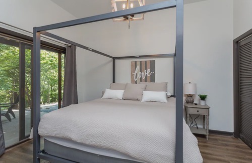 Massanutten Casa | Stunning and Expansive 15 bedrooms Situated Close to Ski Slopes
