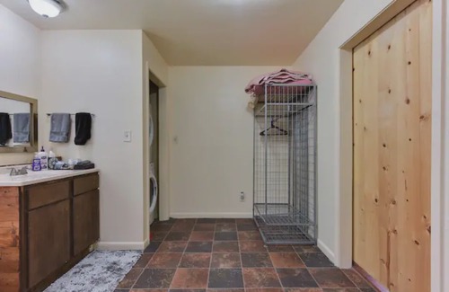 Wyldwood Cabaña | Enjoy Austin and bring your pets! Relax and unwind after the Austin good times