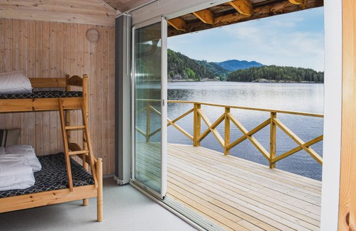 Kviteseid Casa | Lovely Home In Vråliosen With Sauna